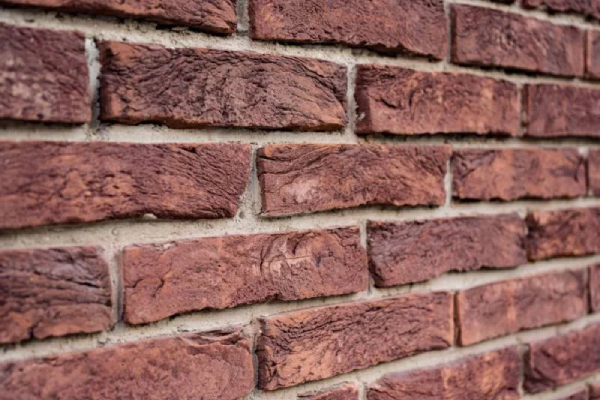 Brick pointing (1)